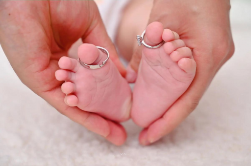 赤峰孕妇两个月肚子疼